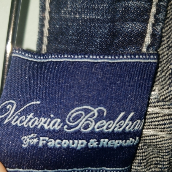 VICTORIA Beckham For Rock & Republic Denim Shorts - Women's - Picture 7 of 9